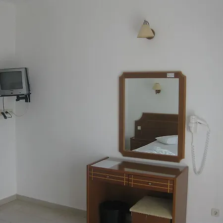 Hotel Hilltop 3*