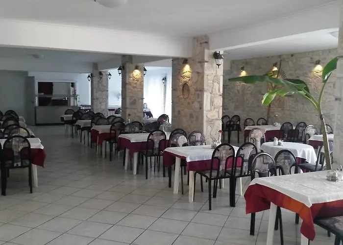 Ξενοδοχείο Hilltop 3*