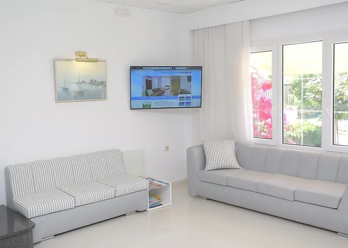 Hilltop Χανιώτη